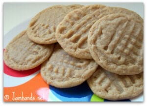World’s Easiest Peanut Butter Cookies
