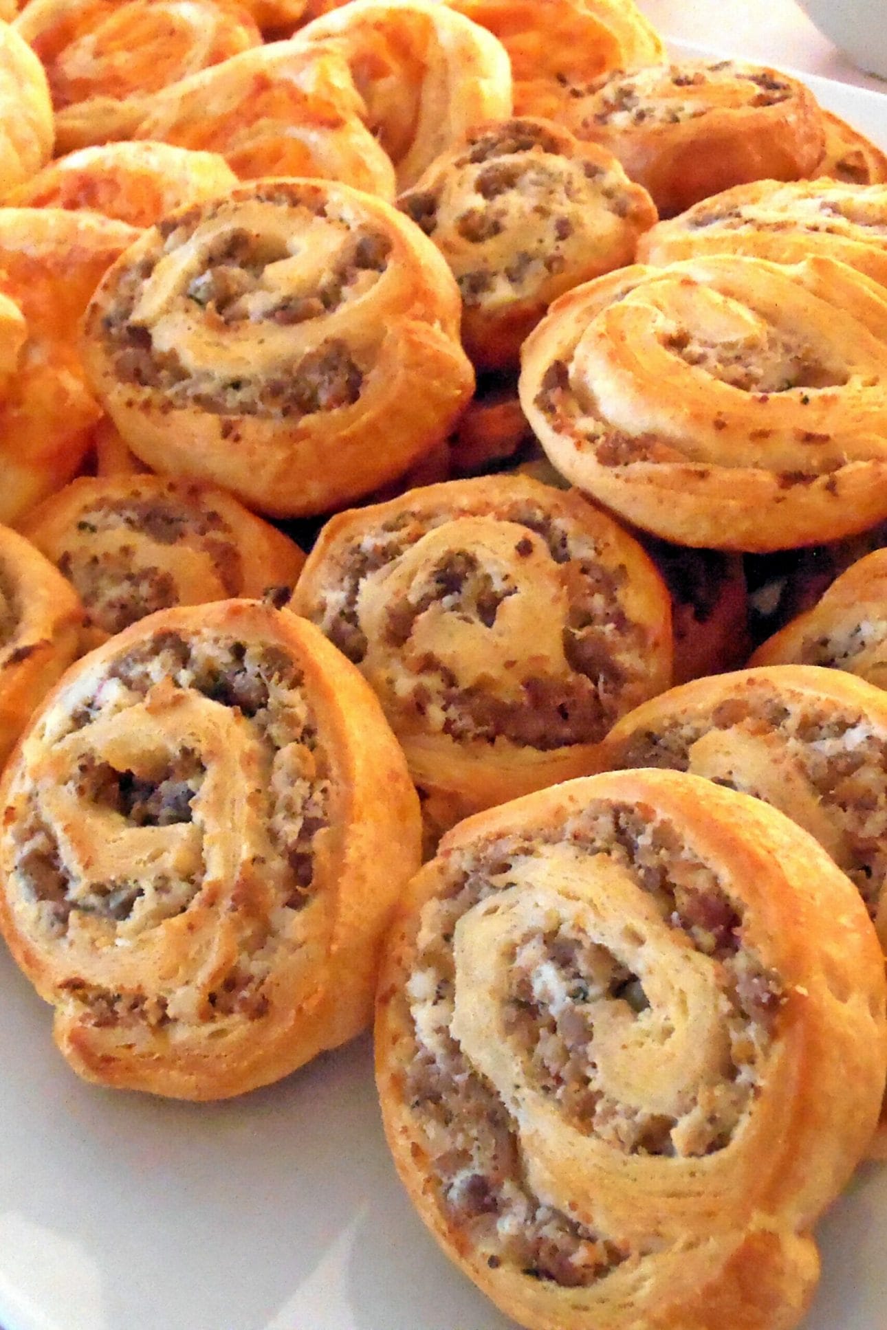 Sausage and Cream Cheese Crescent Roll Pinwheels