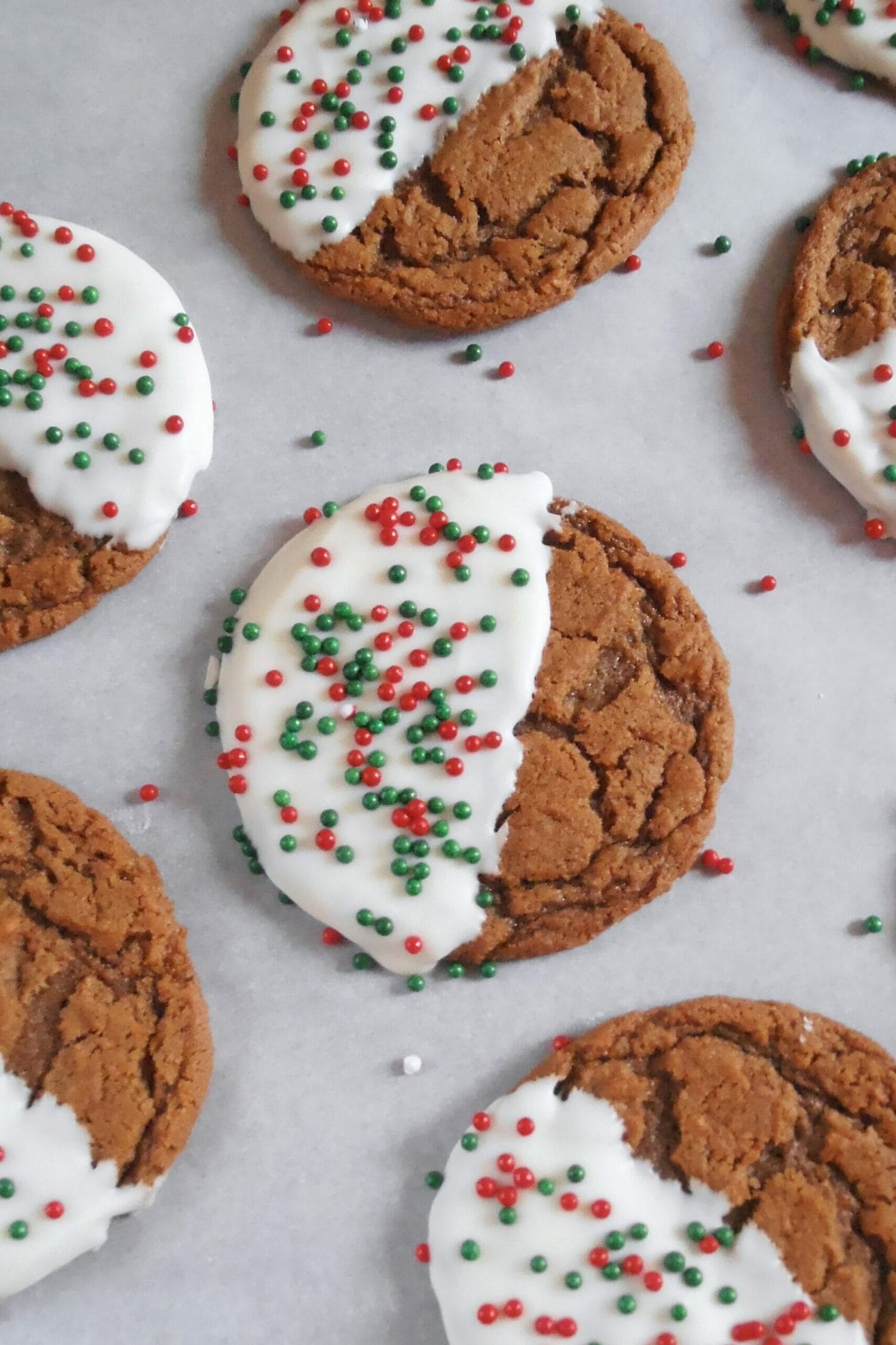 White Chocolate Gingerbread Cookies