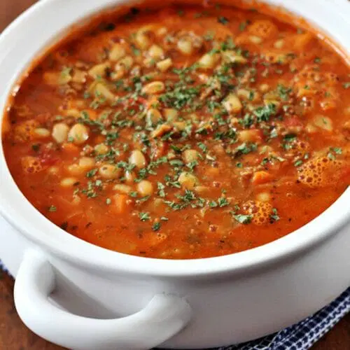 Italian Minestrone Soup - Jam Hands