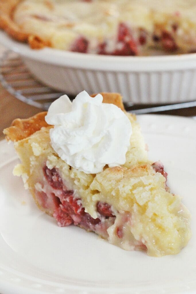 Tart Sour Cream Cherry Pie